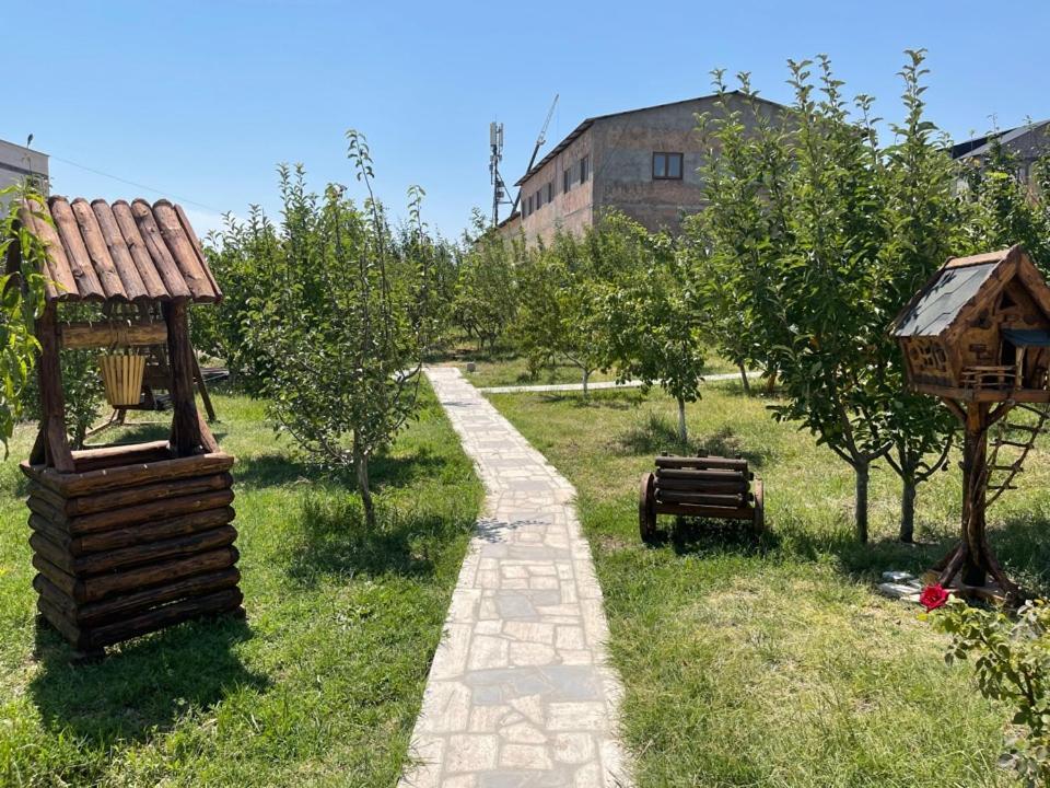 Golden Seconds Hotel Jereván Kültér fotó