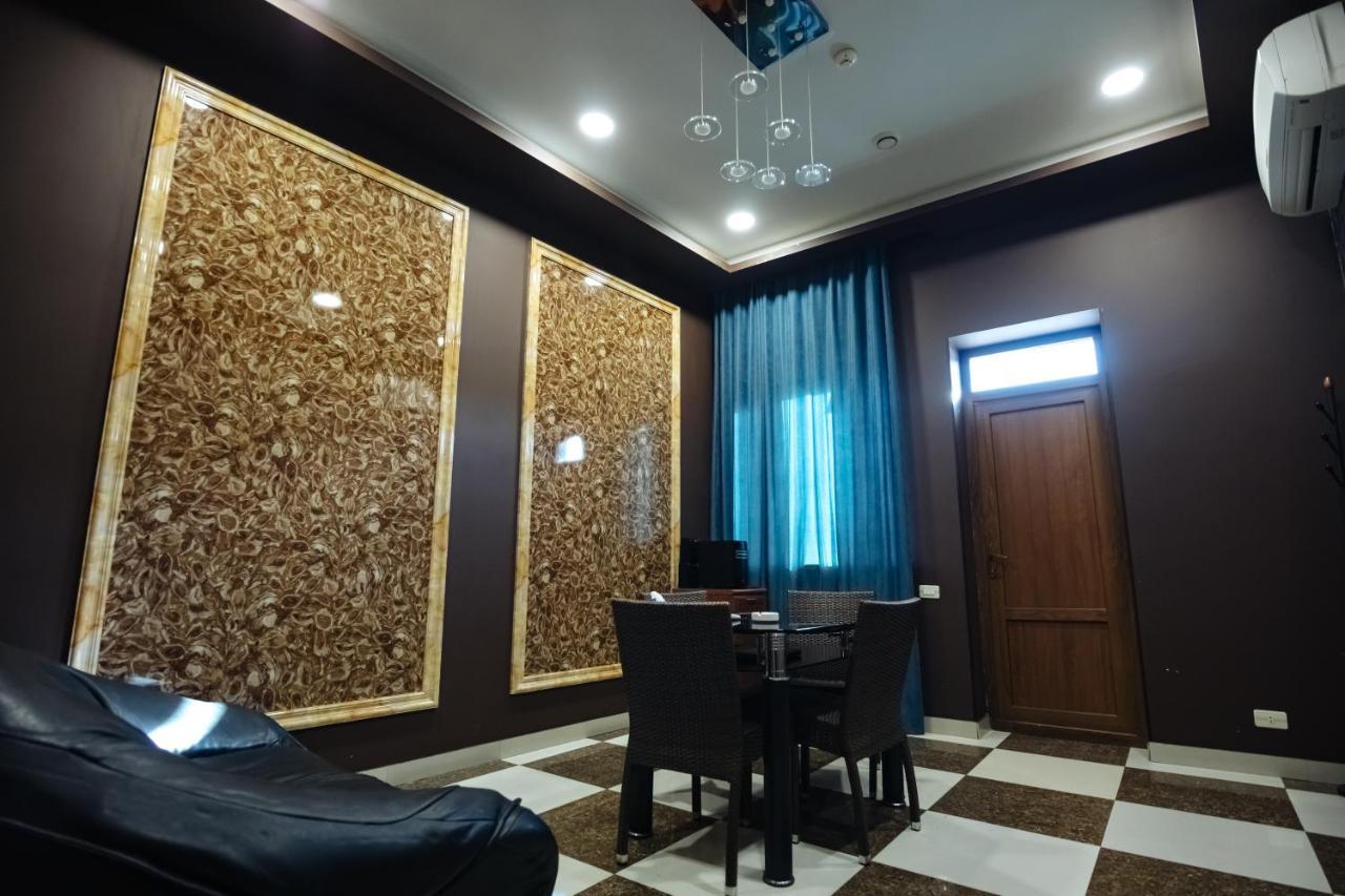 Golden Seconds Hotel Jereván Kültér fotó