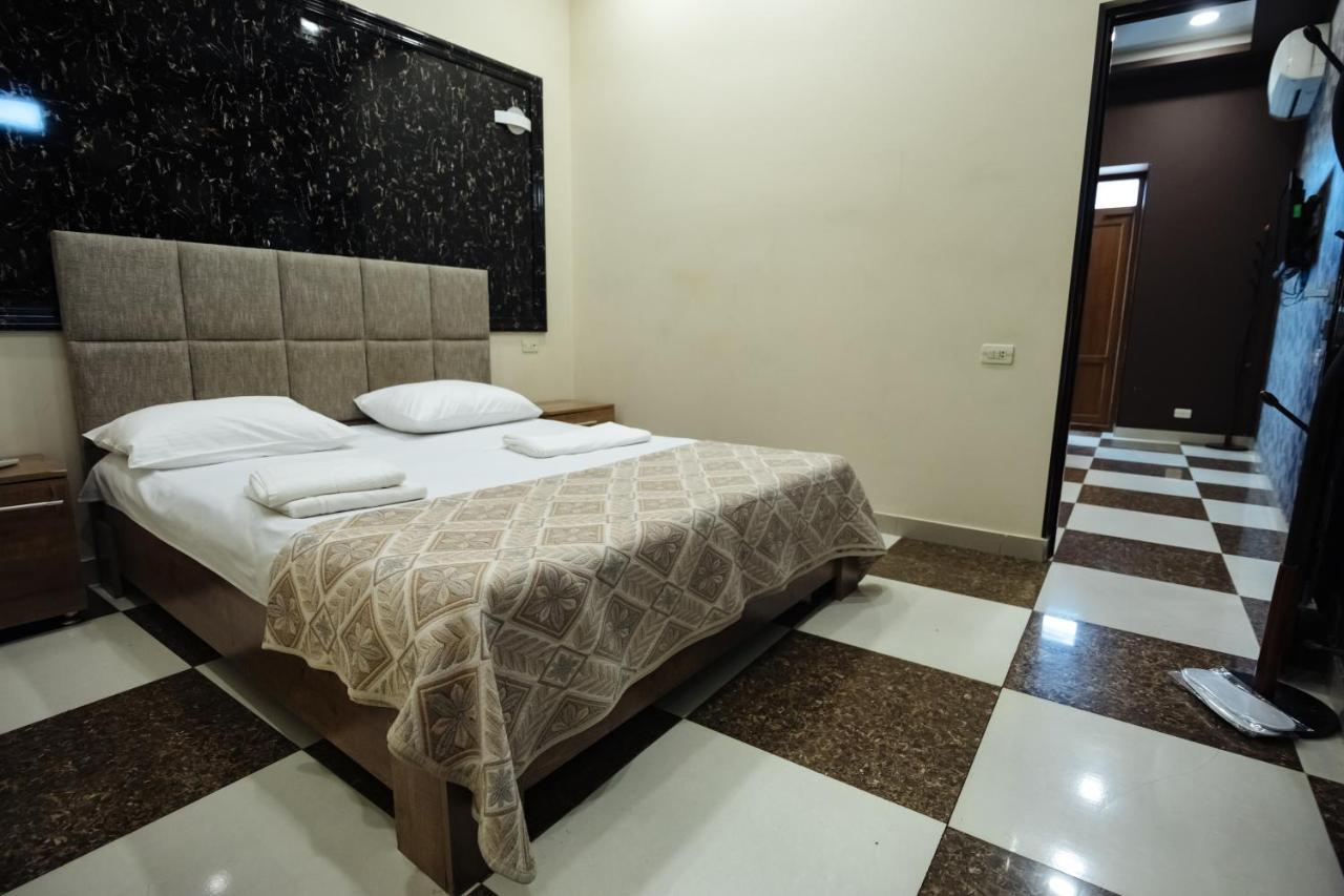 Golden Seconds Hotel Jereván Kültér fotó