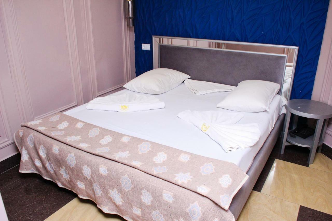 Golden Seconds Hotel Jereván Kültér fotó